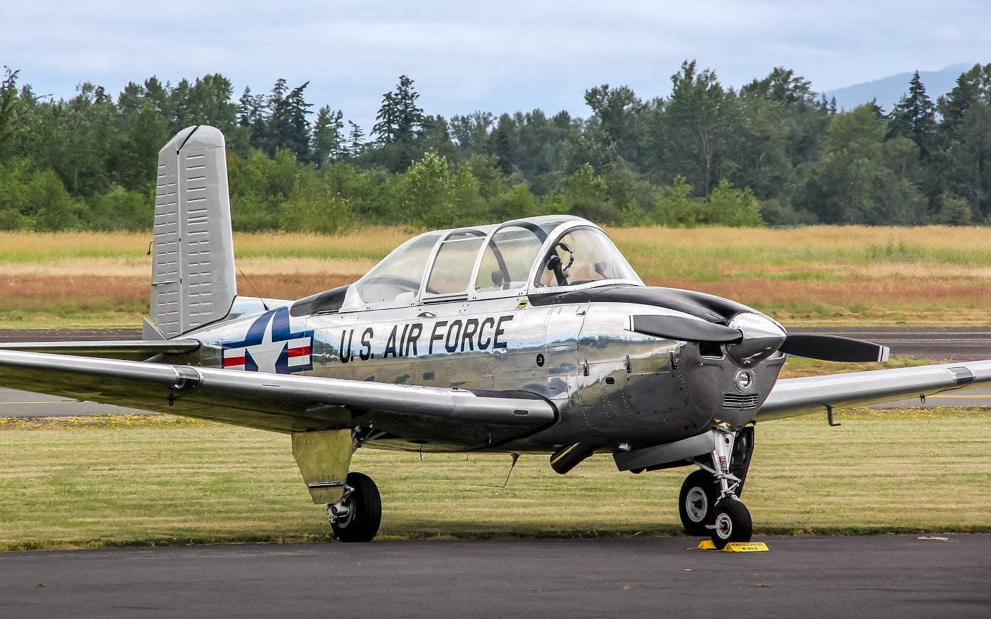 "Mentor" - Beechcraft T-34