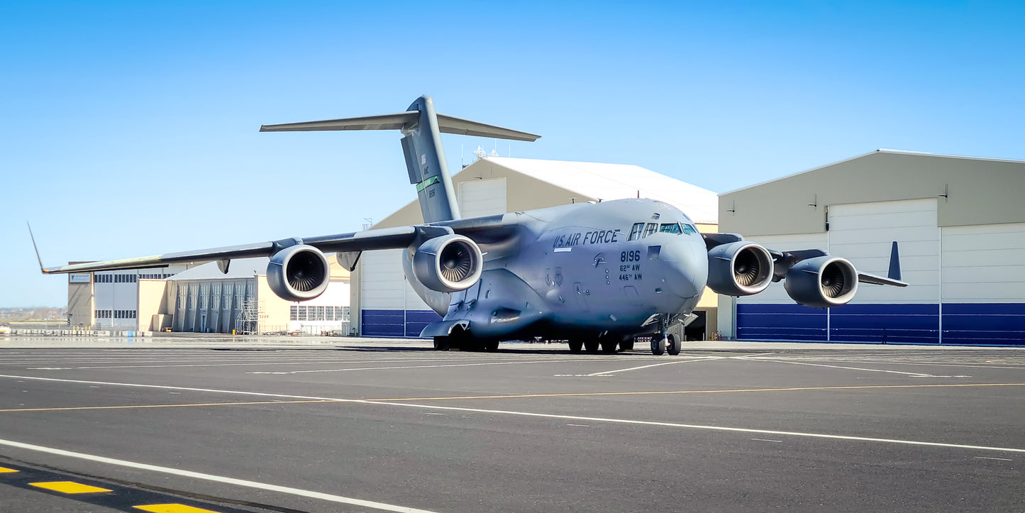 "Airlifter" - Boeing McDonnell Douglas C-17 Globemaster lll